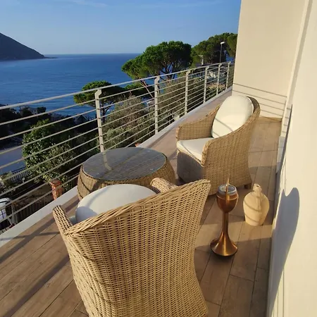 Carpediem - Luxury Private Front Sea Portofino Coast Pensionat *